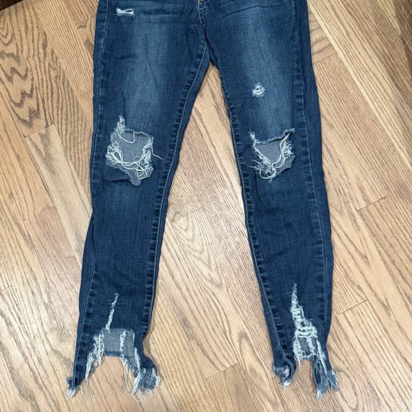 Jeans, A'2nd with rips/fray - Picture 2 of 4